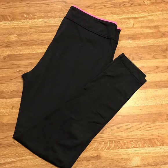 FILA Work Out Leggings Like new! - Picture 4 of 8